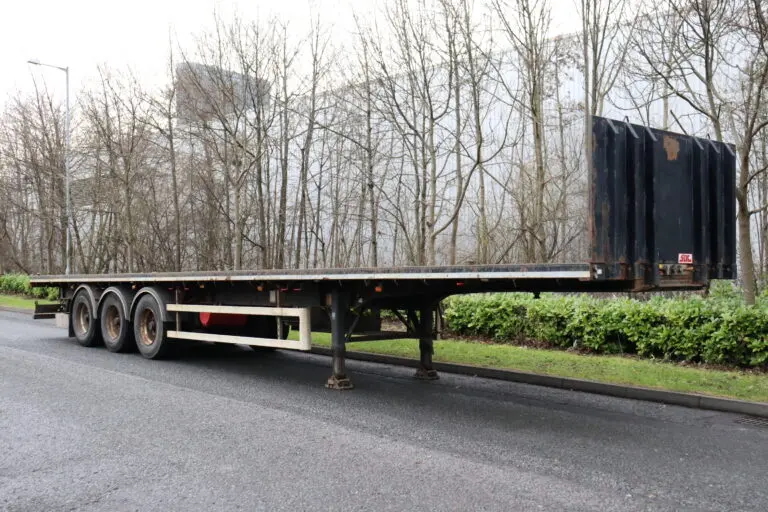 Flatbeds and low loaders